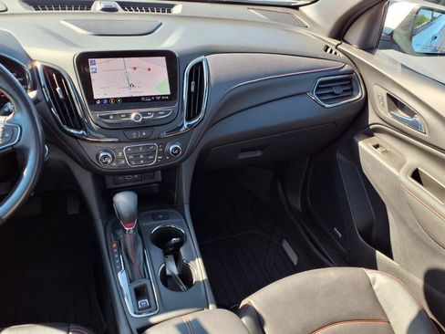Used 2022 Chevrolet Equinox RS w/ RS Leather Package FWD image 4