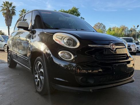 Used 2014 FIAT 500L Easy w/ Popular Equipment Group image 3