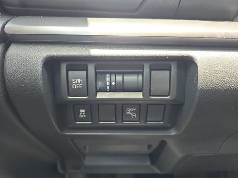 Used 2018 Subaru Crosstrek 2.0i Limited AWD/4WD image 21