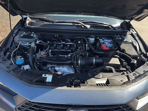 Used 2024 Honda Accord EX image 17
