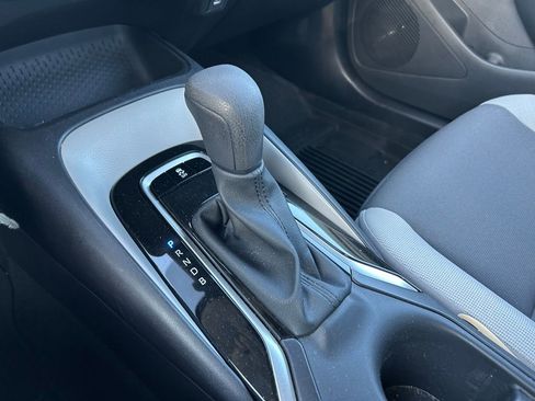 Used 2025 Toyota Corolla LE image 26