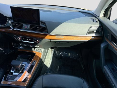 Used 2022 Audi Q5 2.0T Premium Plus image 18