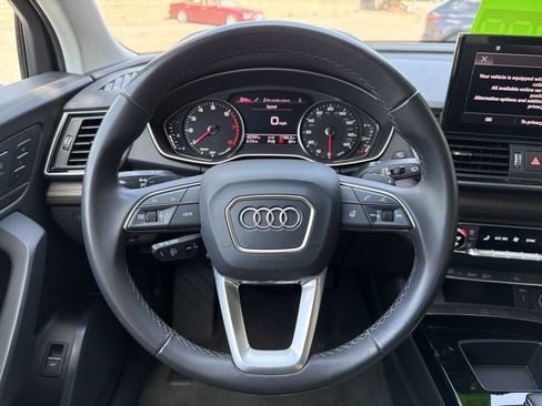 Used 2023 Audi Q5 2.0T Premium w/ Convenience Package AWD/4WD image 17