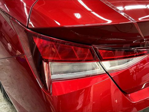 Used 2024 Hyundai Elantra SEL image 23