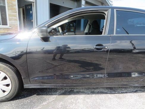 Used 2016 Volkswagen Jetta S FWD image 35