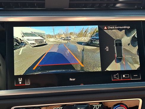 Certified 2025 Audi Q3 2.0T Premium Plus w/ Premium Plus Package image 20