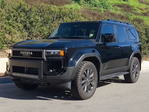 Used 2025 Toyota Land Cruiser Base image 26