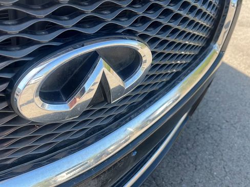 Used 2017 INFINITI Q70 L 3.7 image 43