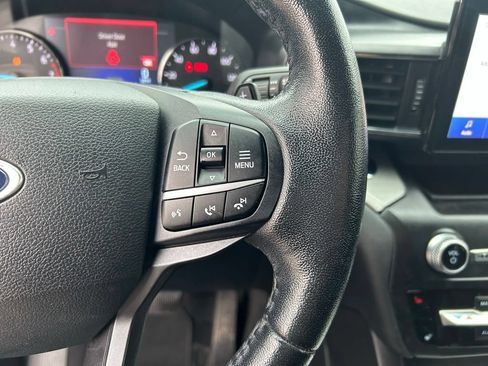 Used 2020 Ford Explorer XLT w/ Equipment Group 202A AWD/4WD image 23