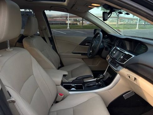 Used 2014 Honda Accord EX-L image 18