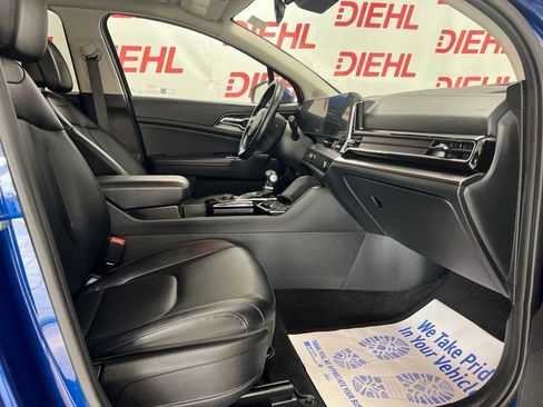 Used 2023 Kia Sportage EX FWD image 12