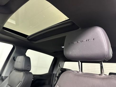 Used 2022 GMC Sierra 1500 Denali image 12