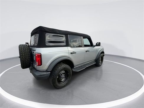 Used 2023 Ford Bronco Black Diamond image 8