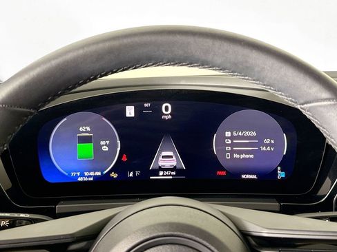 Used 2025 Porsche Macan Electric RWD image 10