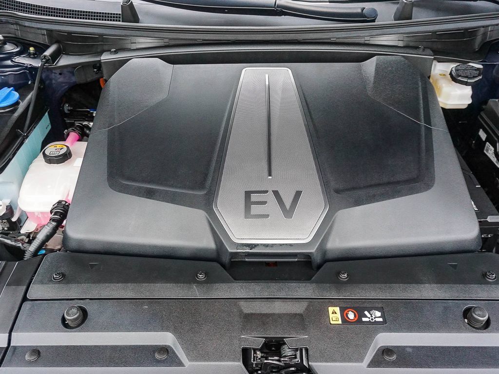Certified 2023 Kia EV6 Light RWD image 26