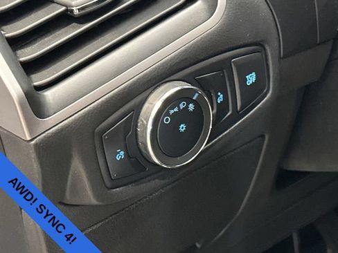 Used 2024 Ford Edge SEL w/ Cargo Accessory Package AWD/4WD image 19