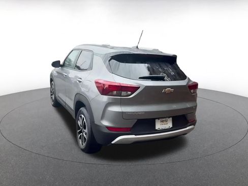 Used 2025 Chevrolet TrailBlazer LT image 11