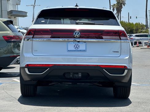 New 2026 Volkswagen Atlas Cross Sport SE AWD/4WD image 6
