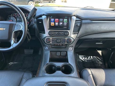 Used 2019 Chevrolet Suburban LT AWD/4WD image 13