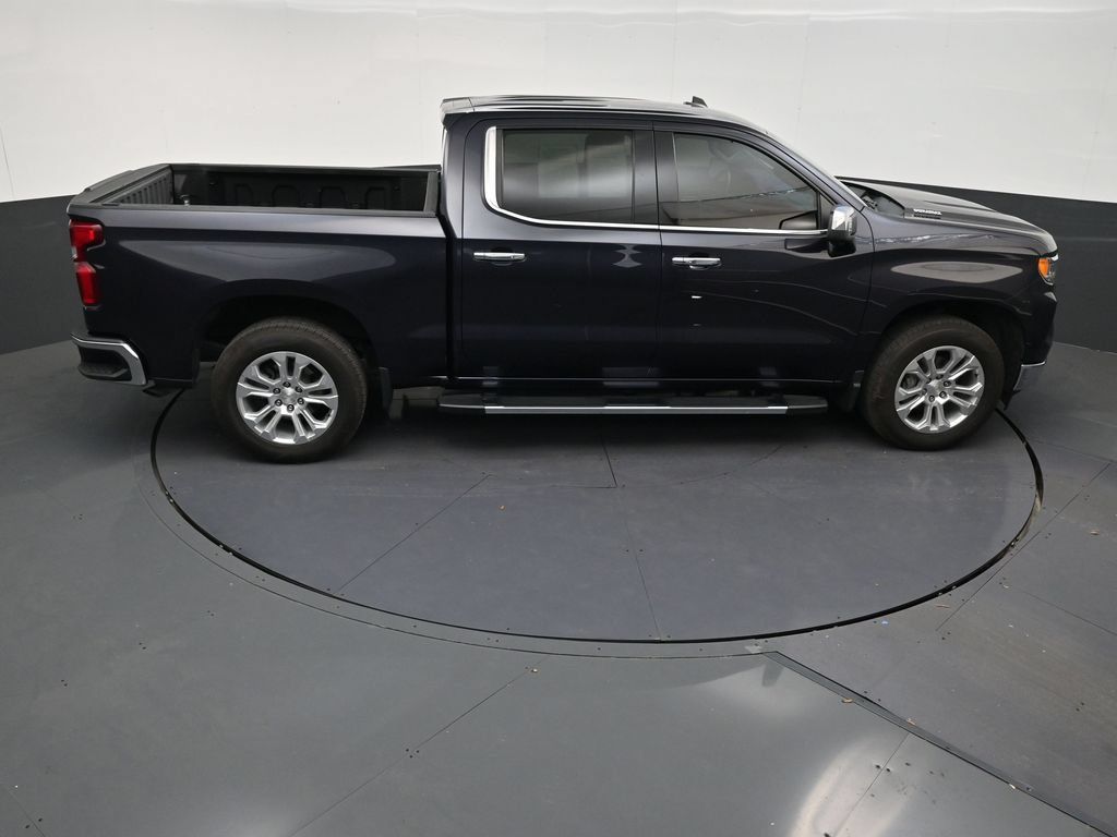 Used 2023 Chevrolet Silverado 1500 LTZ RWD image 16
