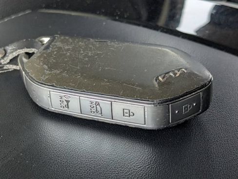 Used 2024 Kia Telluride EX w/ EX Captain's Chair Package FWD image 44