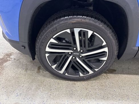 New 2026 Chevrolet Equinox RS w/ Convenience Package III image 8