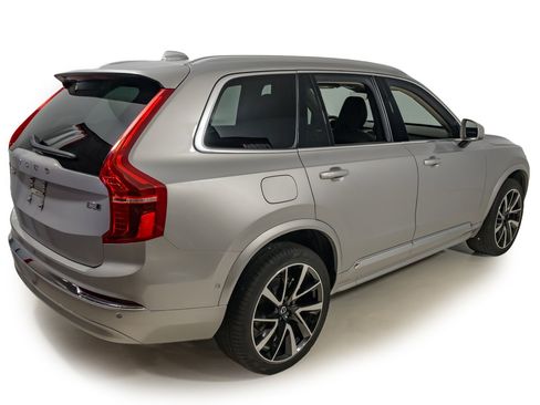 Used 2024 Volvo XC90 B5 Plus image 6