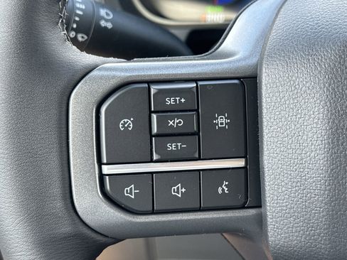 Used 2025 Ford F150 Lightning XLT image 57