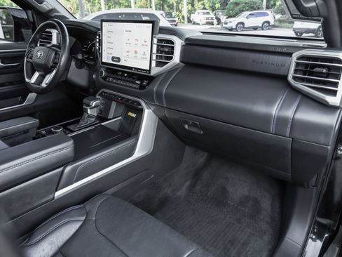 Used 2024 Toyota Tundra Platinum image 39