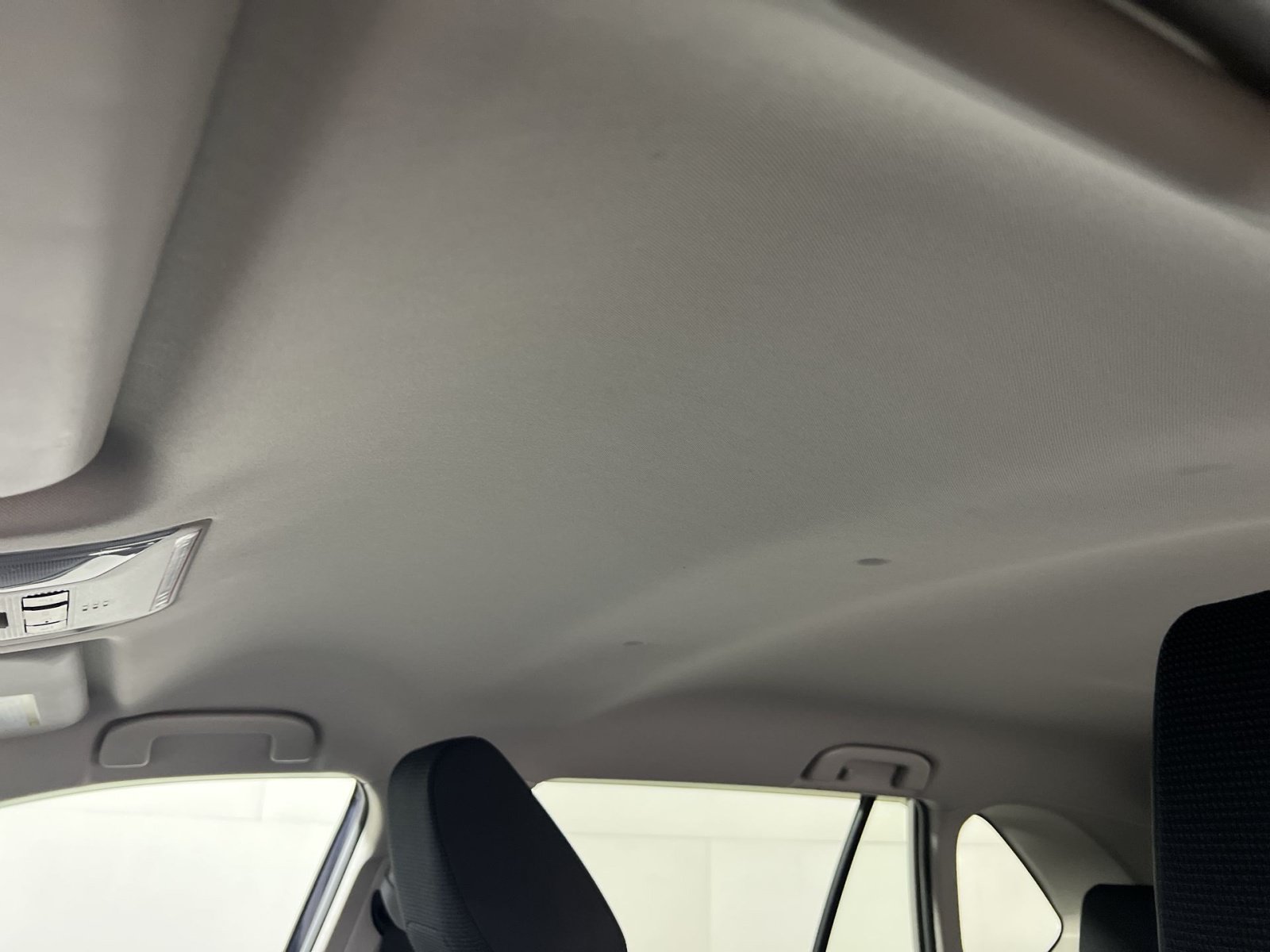 Used 2020 Toyota RAV4 LE w/ All Weather Liner Package AWD/4WD image 24