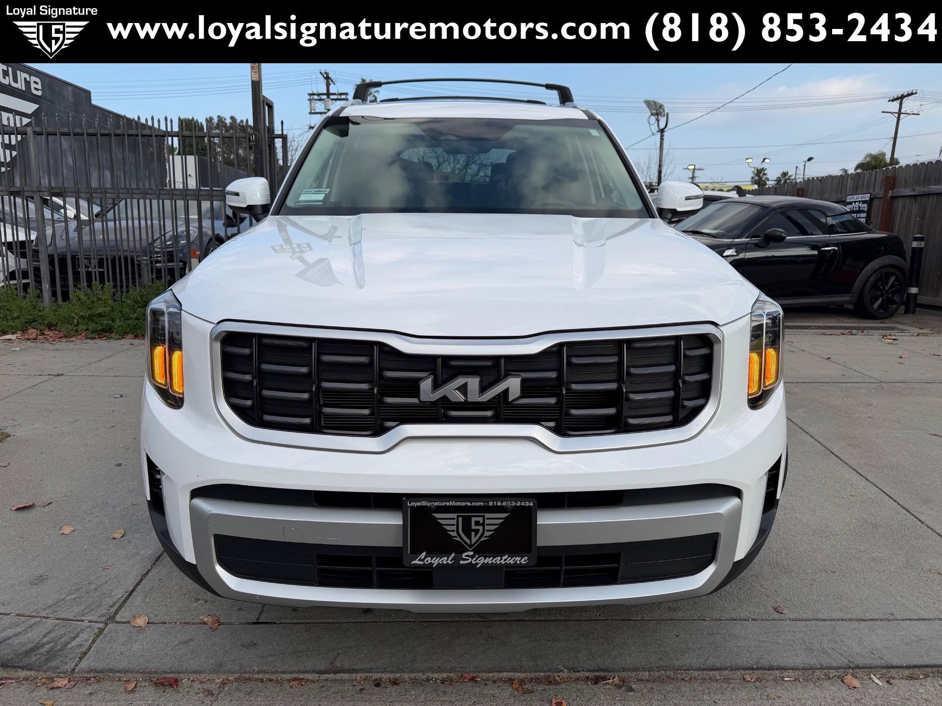 Used 2024 Kia Telluride S w/ S Sunroof Package FWD image 2