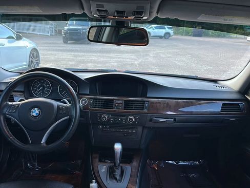 Used 2011 BMW 328i Sedan RWD image 25
