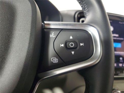 Certified 2026 Volvo XC40 B5 Plus AWD/4WD image 26