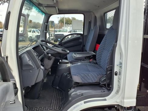 New 2025 Chevrolet Low Cab Forward 5500XG RWD image 7