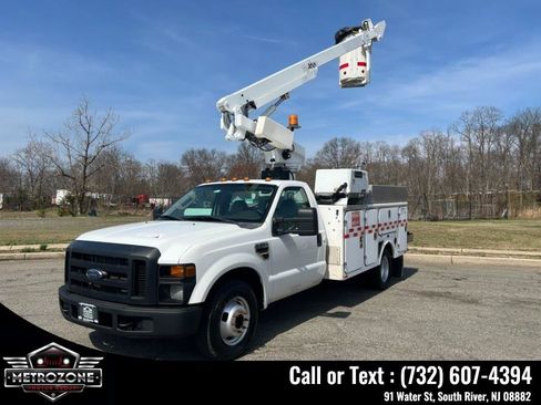 Used 2008 Ford F350 XLT RWD image 1