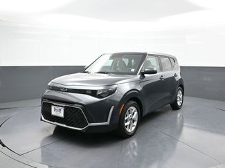Used 2023 Kia Soul LX w/ LX Technology Package image 1