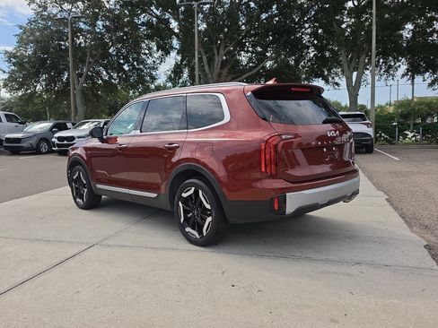 Certified 2024 Kia Telluride S AWD/4WD image 6