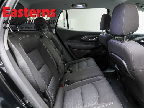 Used 2022 GMC Terrain SLE image 23