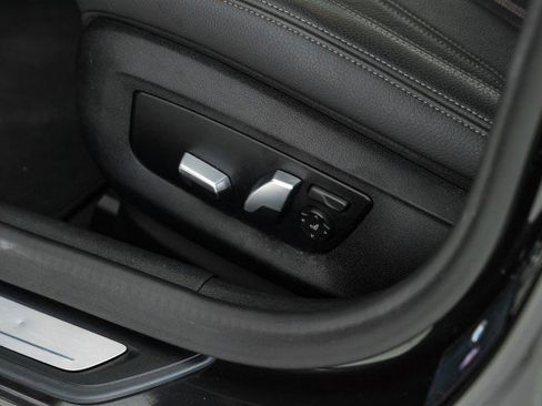 Used 2020 BMW 540i xDrive image 33