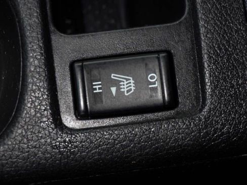 Used 2017 Nissan Rogue SL w/ SL Premium Package image 11