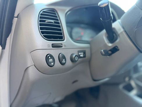 Used 2003 Toyota Sequoia Limited AWD/4WD image 11