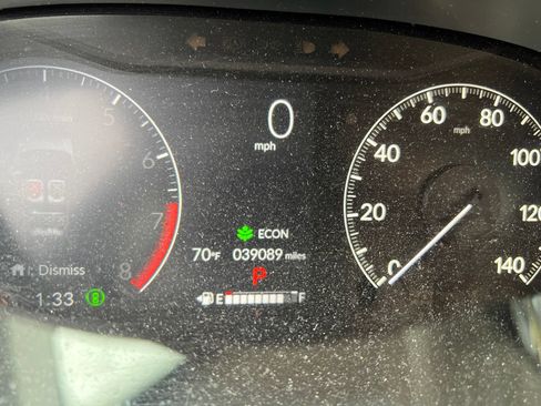Used 2024 Honda HR-V LX image 7