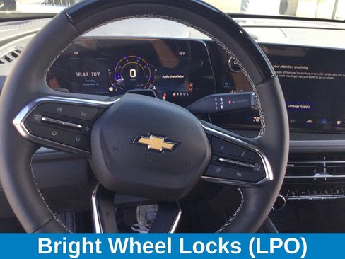 New 2025 Chevrolet Traverse LT w/ Enhanced Driving Package image 16