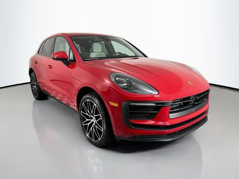 Certified 2023 Porsche Macan AWD/4WD image 7