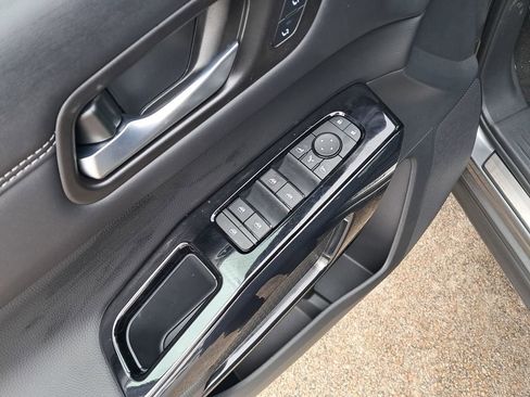 New 2026 Nissan Pathfinder Platinum w/ Lighting Package image 12