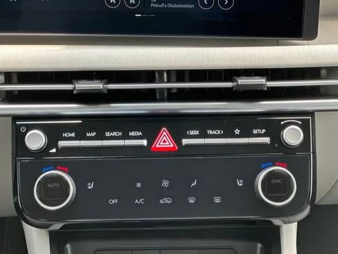 New 2025 Hyundai Tucson SEL image 35