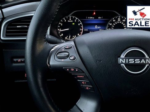 Used 2023 Nissan Murano SV image 17