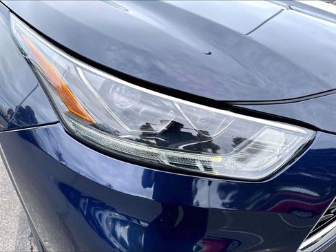 Used 2021 Toyota Highlander Limited AWD/4WD image 30
