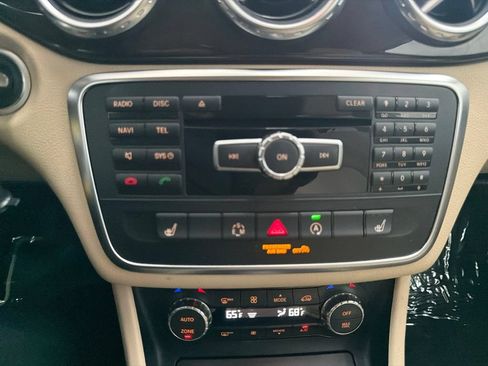 Used 2015 Mercedes-Benz GLA 250 image 30