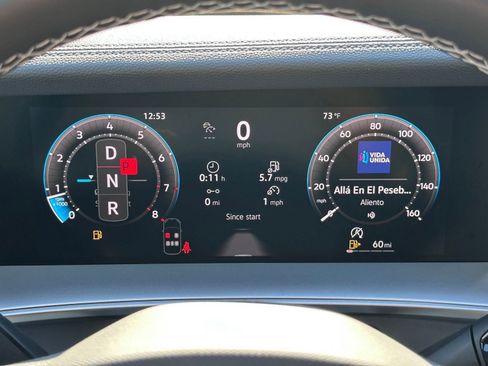 New 2026 Volkswagen Tiguan SE FWD image 17